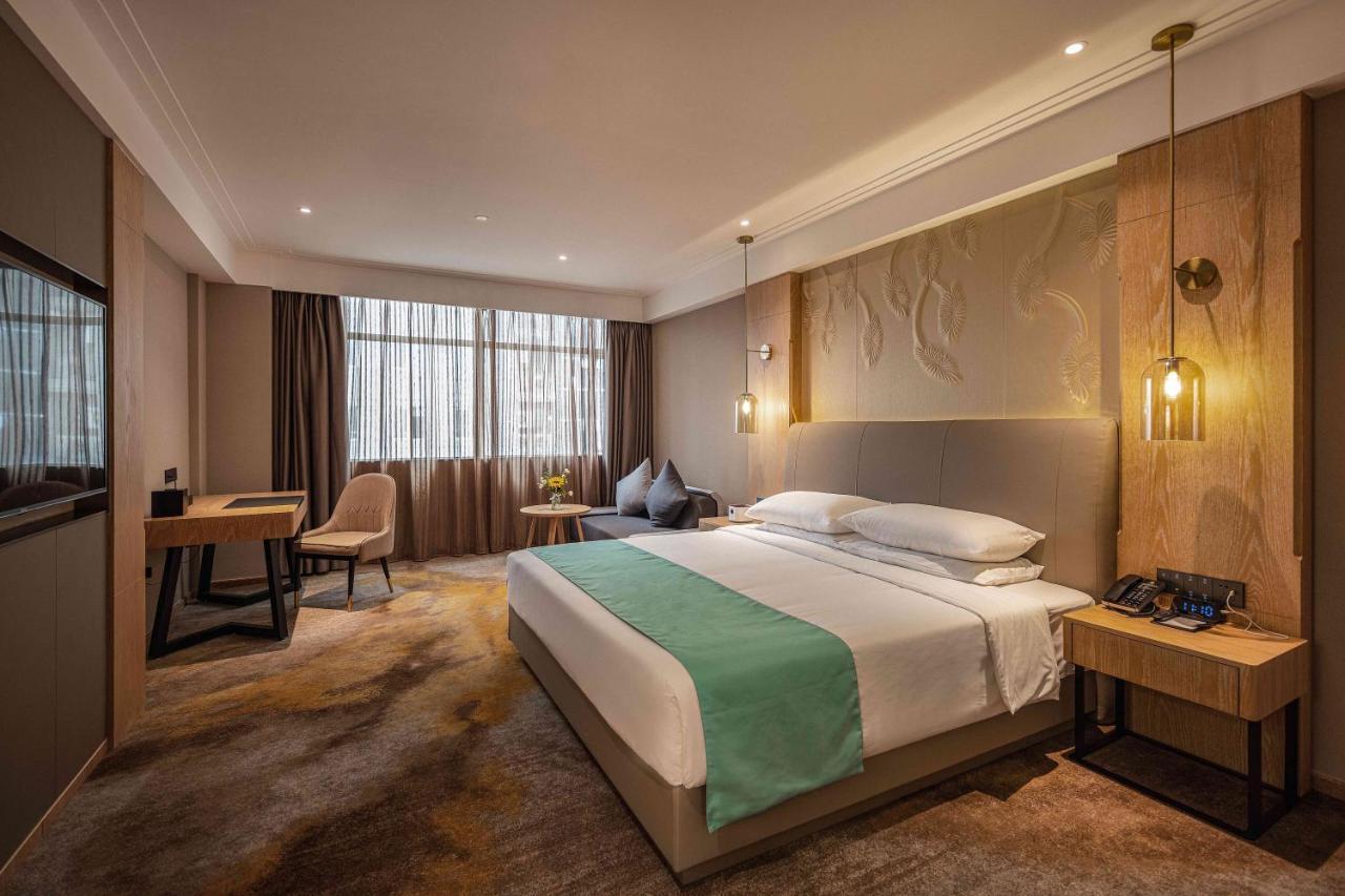 Wuhan Hongguang Hotel Экстерьер фото