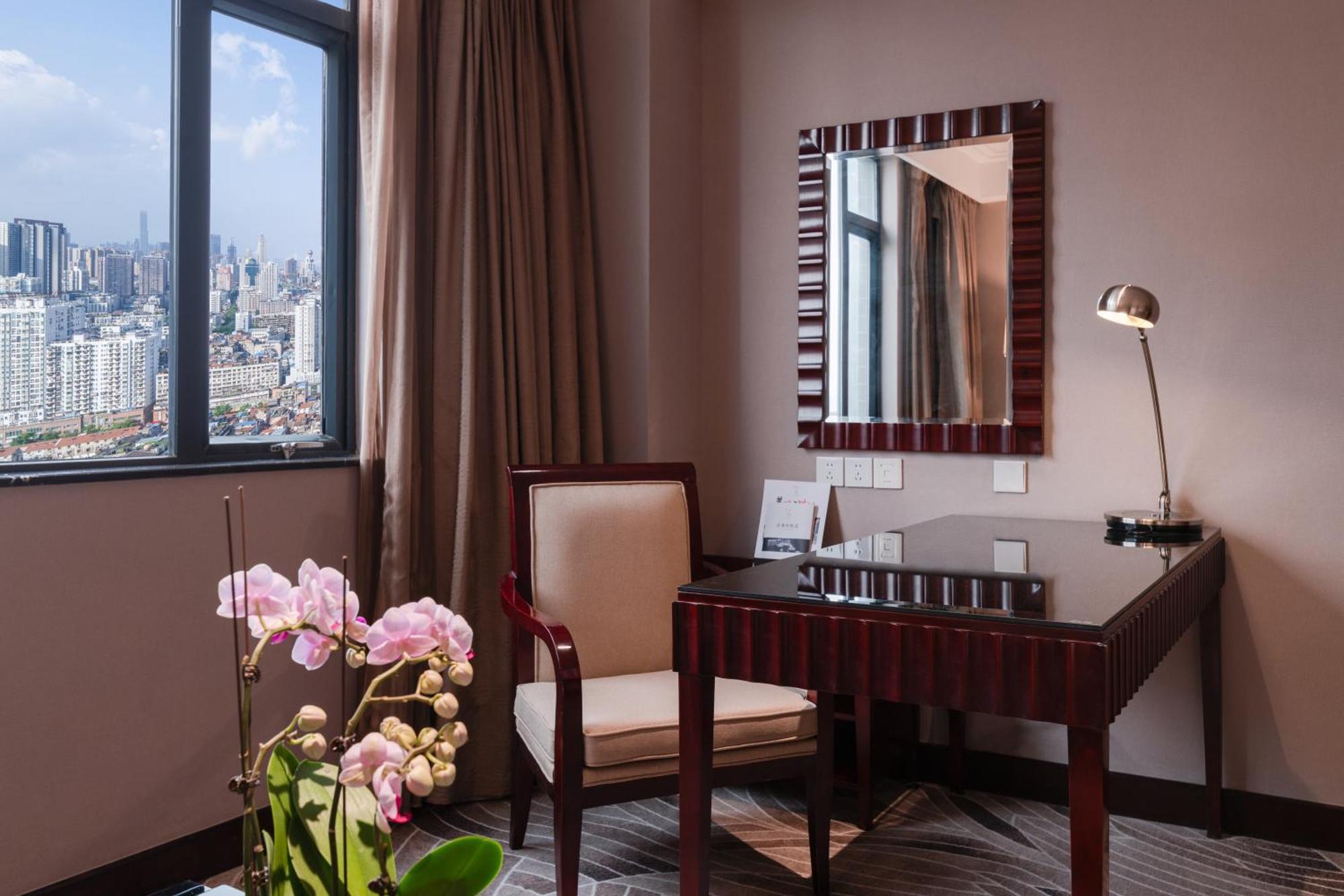 Wuhan Hongguang Hotel Экстерьер фото