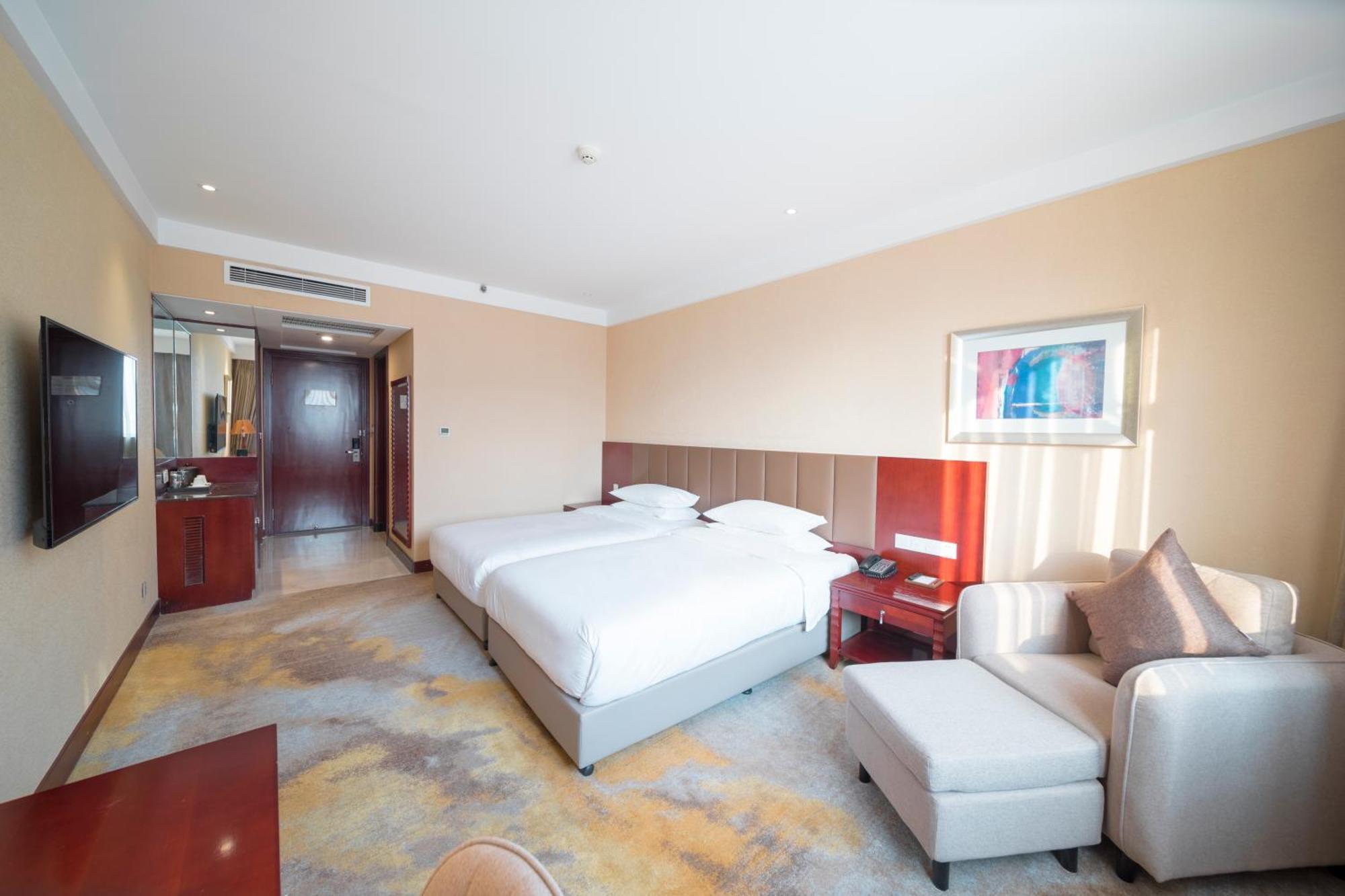 Wuhan Hongguang Hotel Экстерьер фото